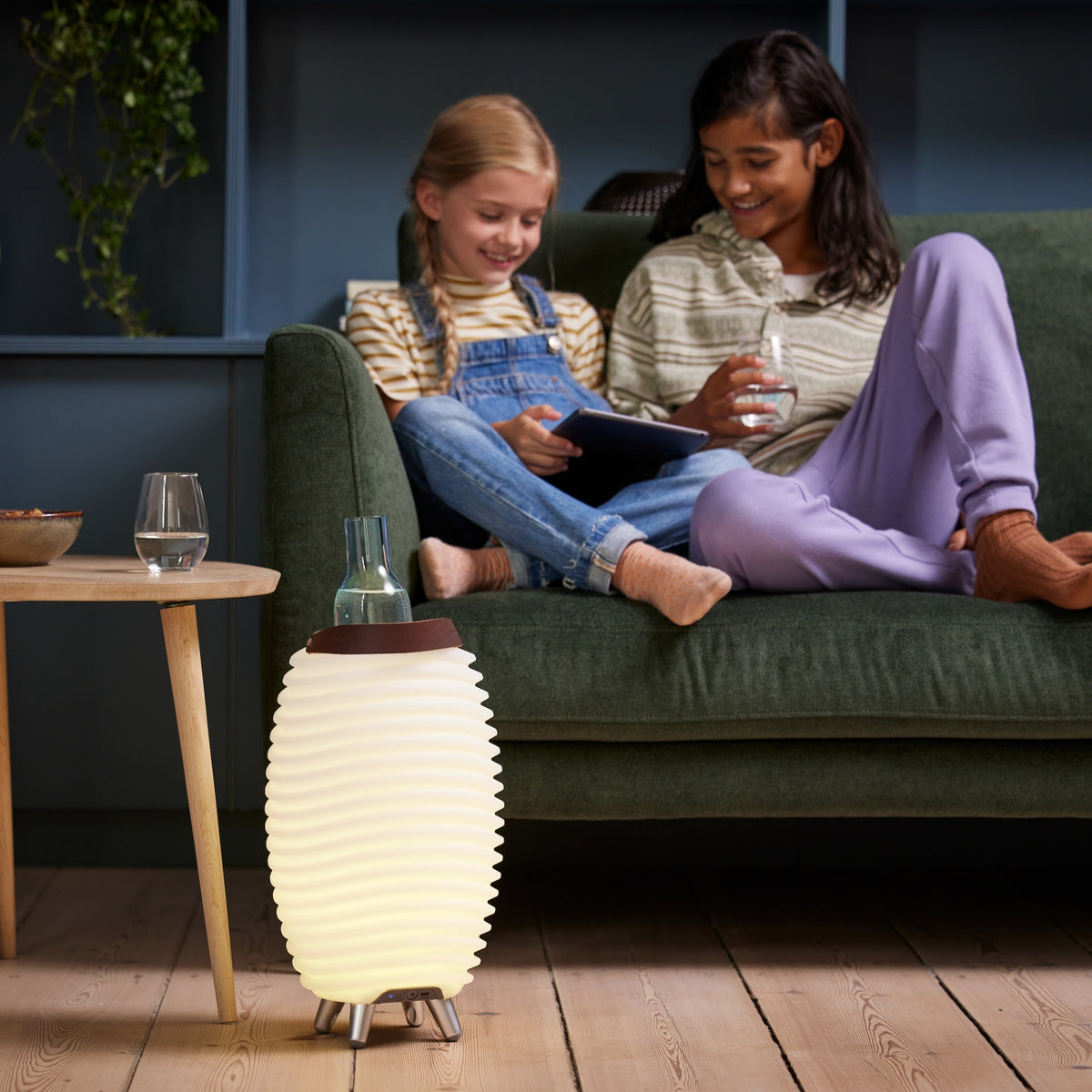 Kooduu Synergy 35 lit up outdoors
